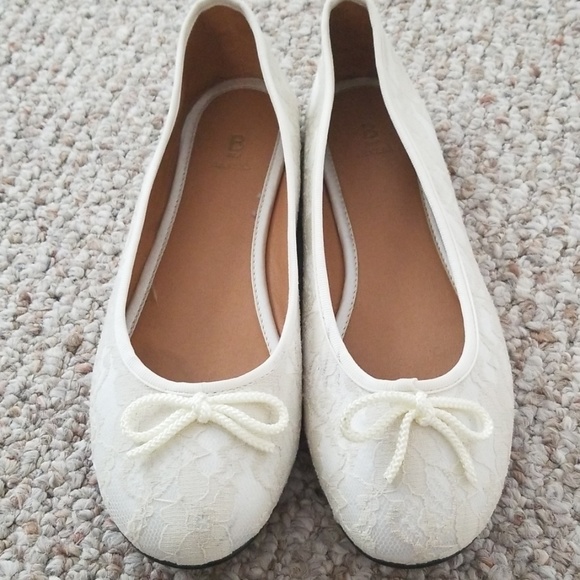 cream flats for wedding
